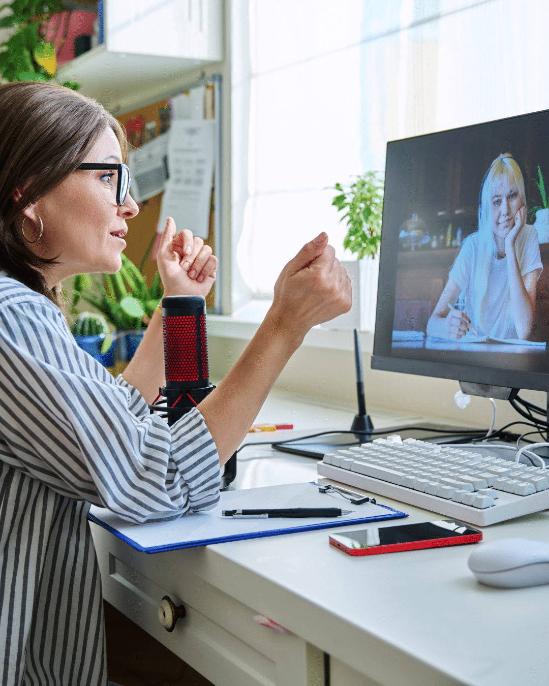 Virtual therapist providing online counseling during a video therapy session